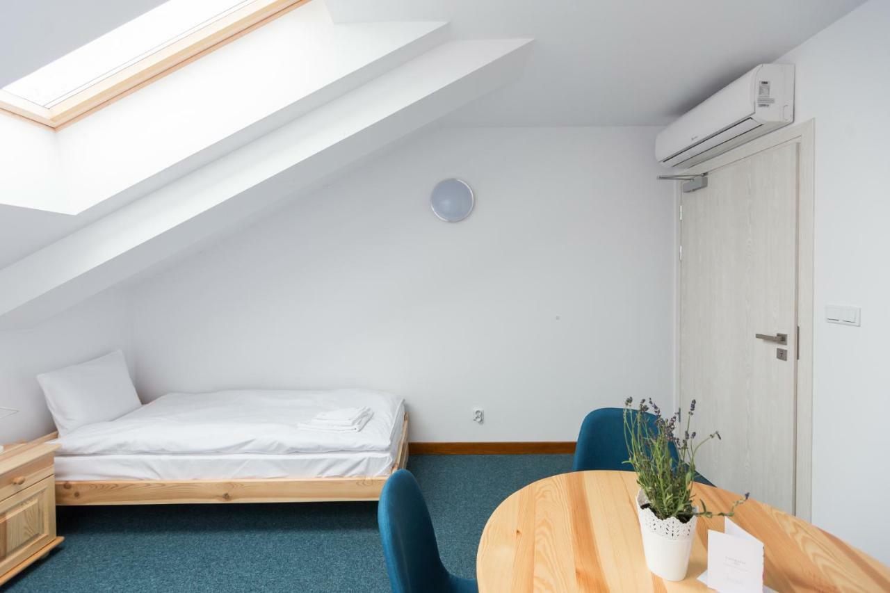 Artrooms Pokoje Goscinne 크로스노 외부 사진