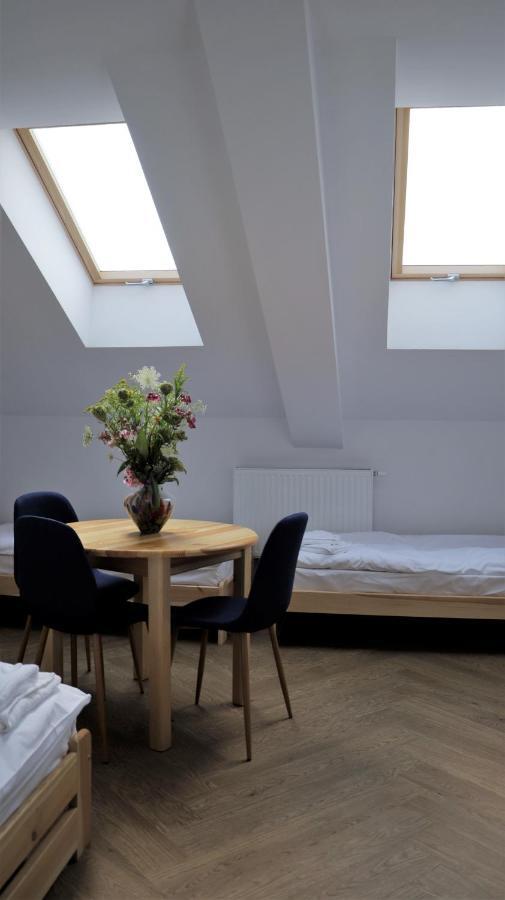 Artrooms Pokoje Goscinne 크로스노 외부 사진