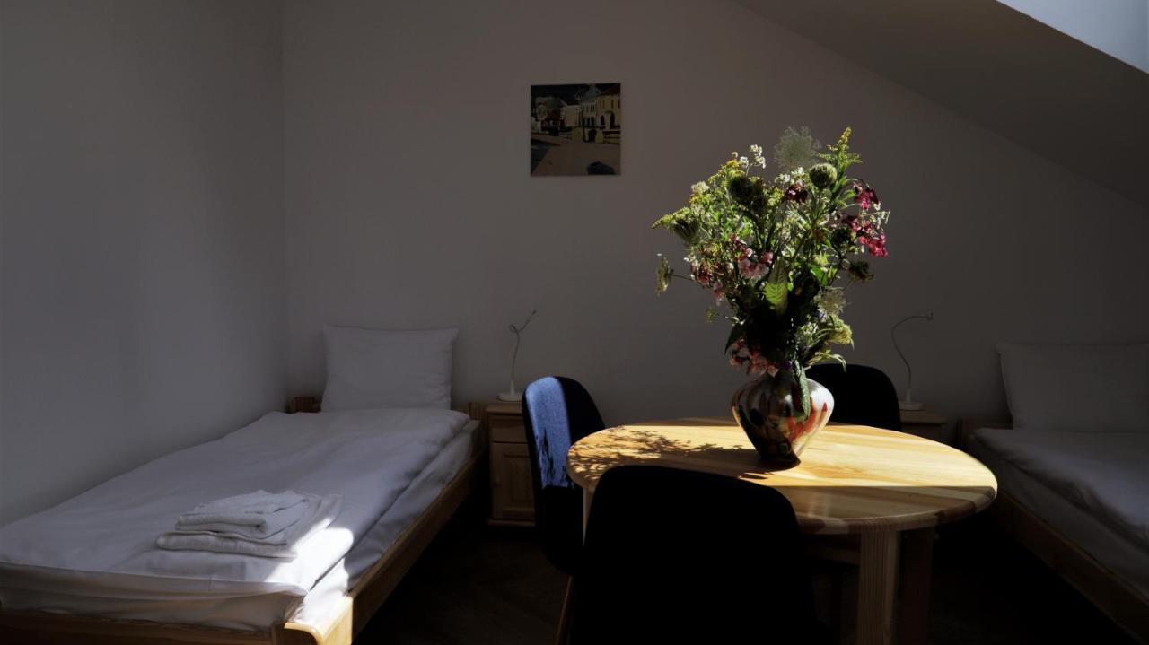 Artrooms Pokoje Goscinne 크로스노 외부 사진