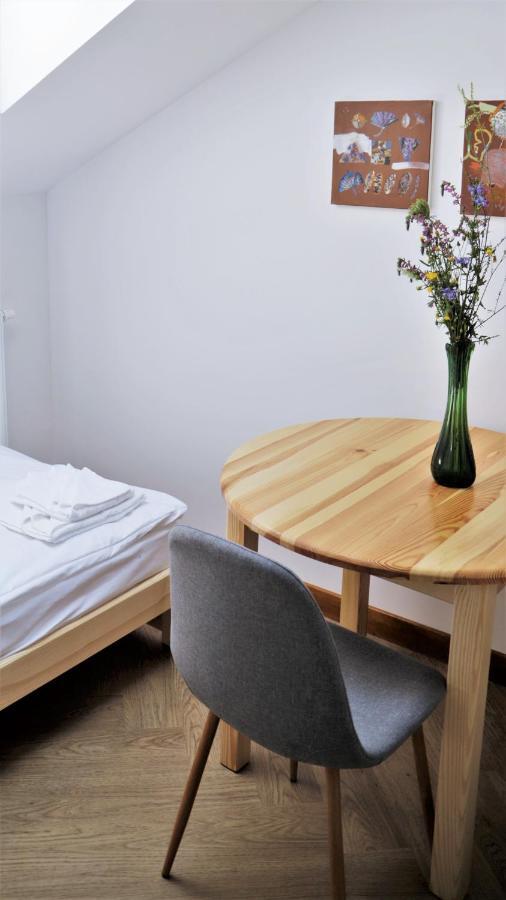 Artrooms Pokoje Goscinne 크로스노 외부 사진
